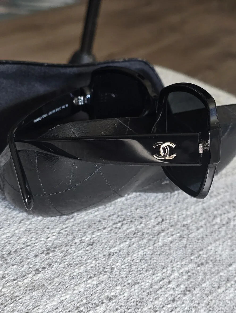 CHANEL bold acetate